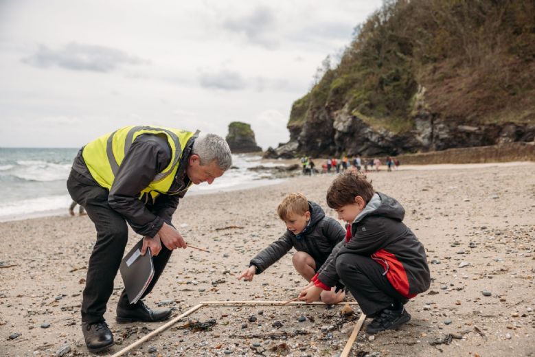 Maths lesson on the shore